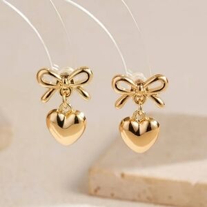 Elegant Gold Heart Drop Earrings